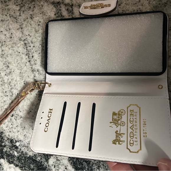 Coach Phone & Wallet Wrislet - Picture 4 of 9